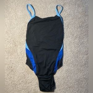Black and Blue Women’s Speedo Swimsuit Size 26